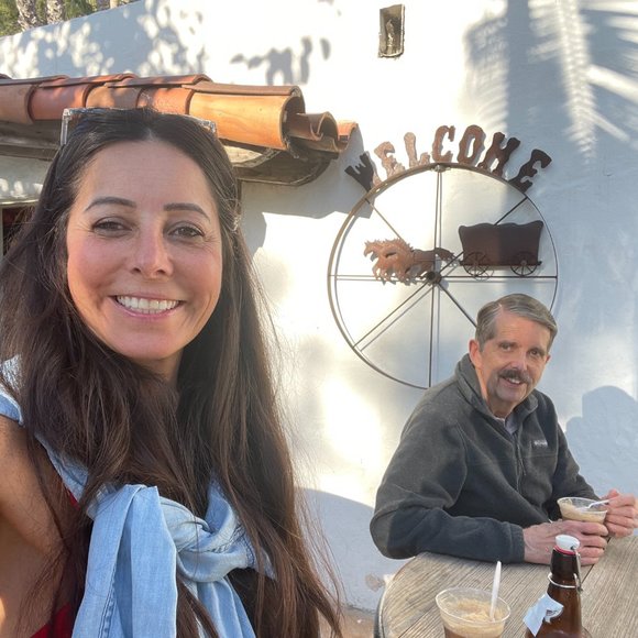 Meet your Posher, Jim. I'm Jennifer's Dad who sells her designer clothing. - Picture 2 of 2